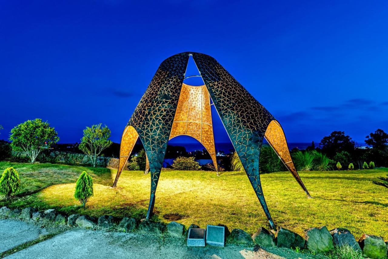 סאוגוויפו Jeju Bom Stay מראה חיצוני תמונה