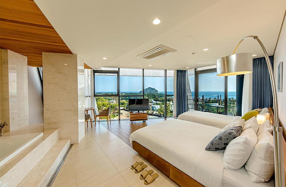 סאוגוויפו Jeju Bom Stay מראה חיצוני תמונה